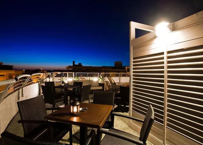 Hotel Thea