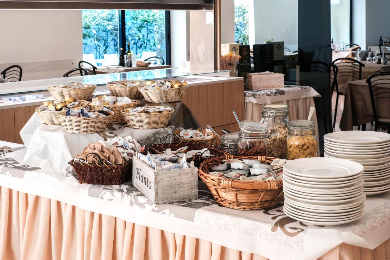 Thea Hotel