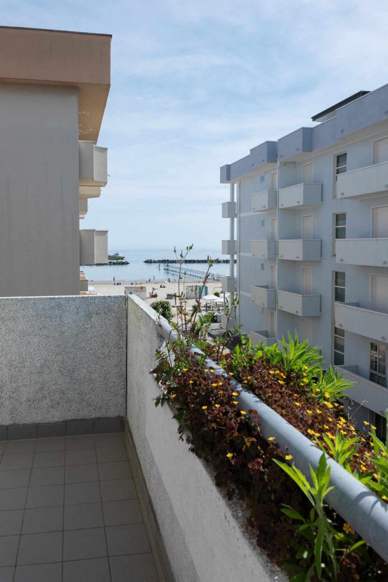 Hotel Thea 3* Bellaria-Igea Marina